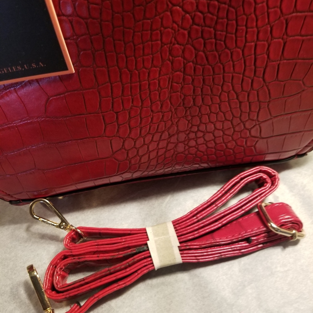 EXQUISITE HANDBAG NWT - Picture 14 of 15